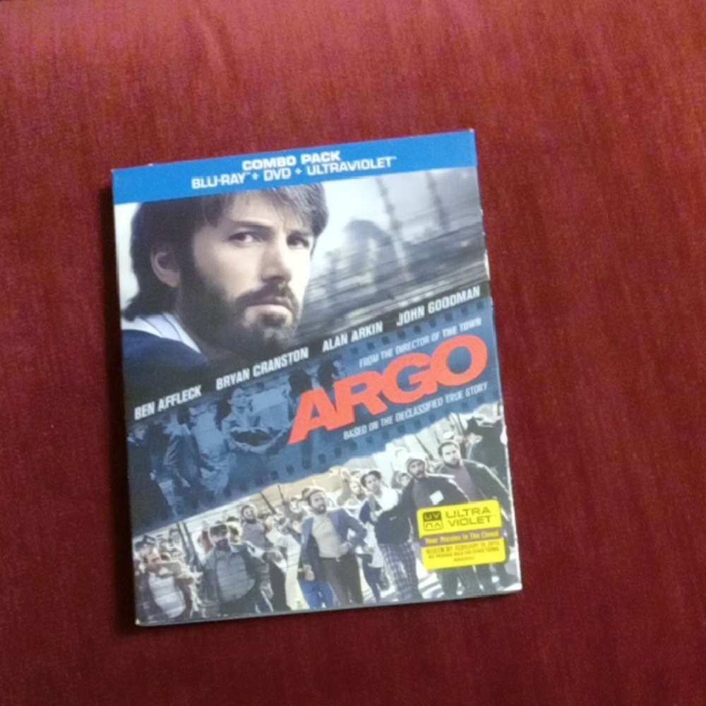 New In Package Warner Bros. Argo Blu-ray DVD Combo Pack